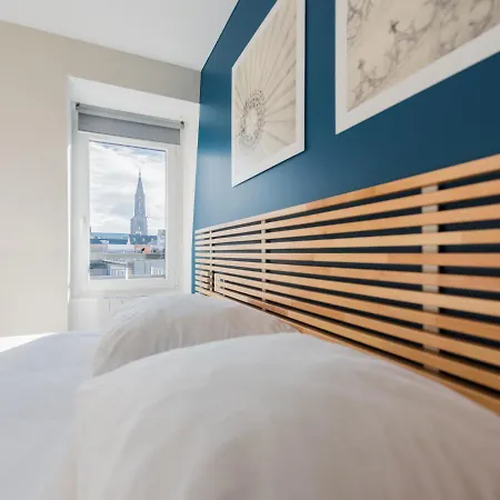 De La Nuee Bleue Apartment *