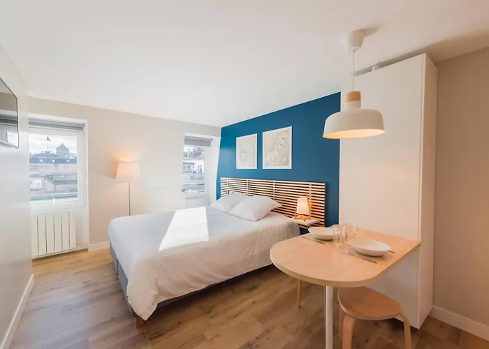 De La Nuee Bleue Apartment